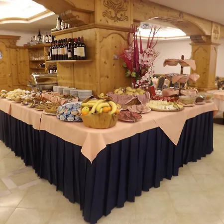 圣拉斐尔酒店 酒店 Madonna
