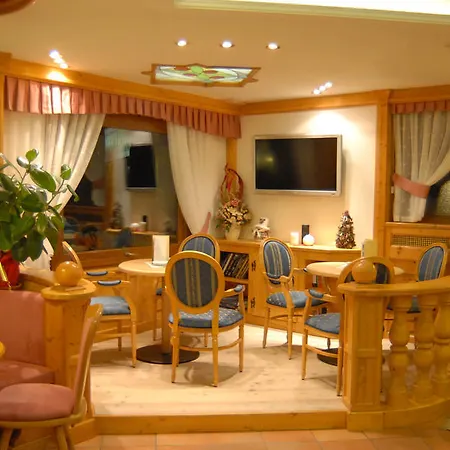圣拉斐尔酒店 酒店
