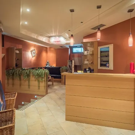 圣拉斐尔酒店 酒店 Madonna