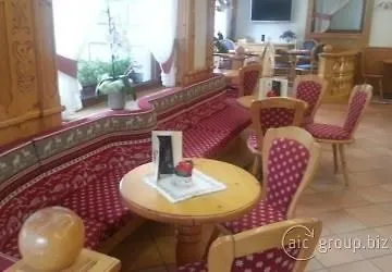 圣拉斐尔酒店 酒店 4*